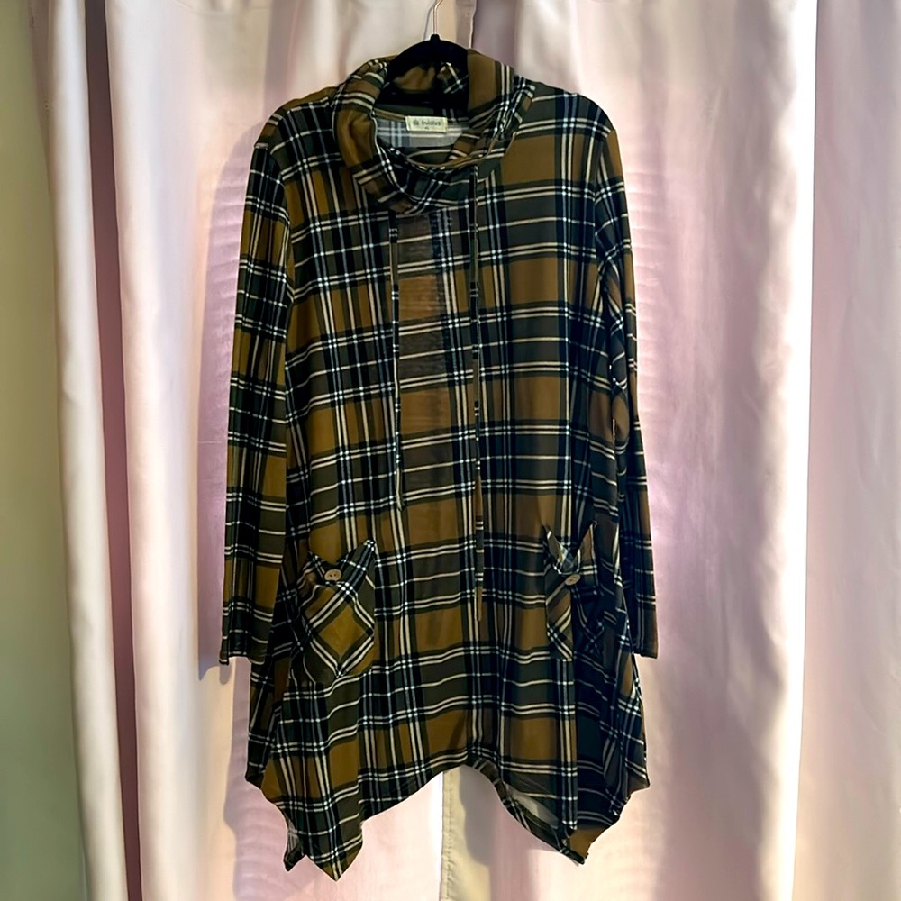 Women’s XL, brown pattern, cowl neck, Asymmetrical tunic long sleeve dress shirt